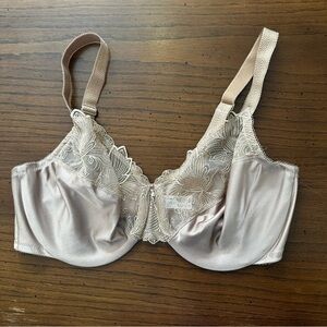 Wacoal Elegant Lace Trim Bra 40D